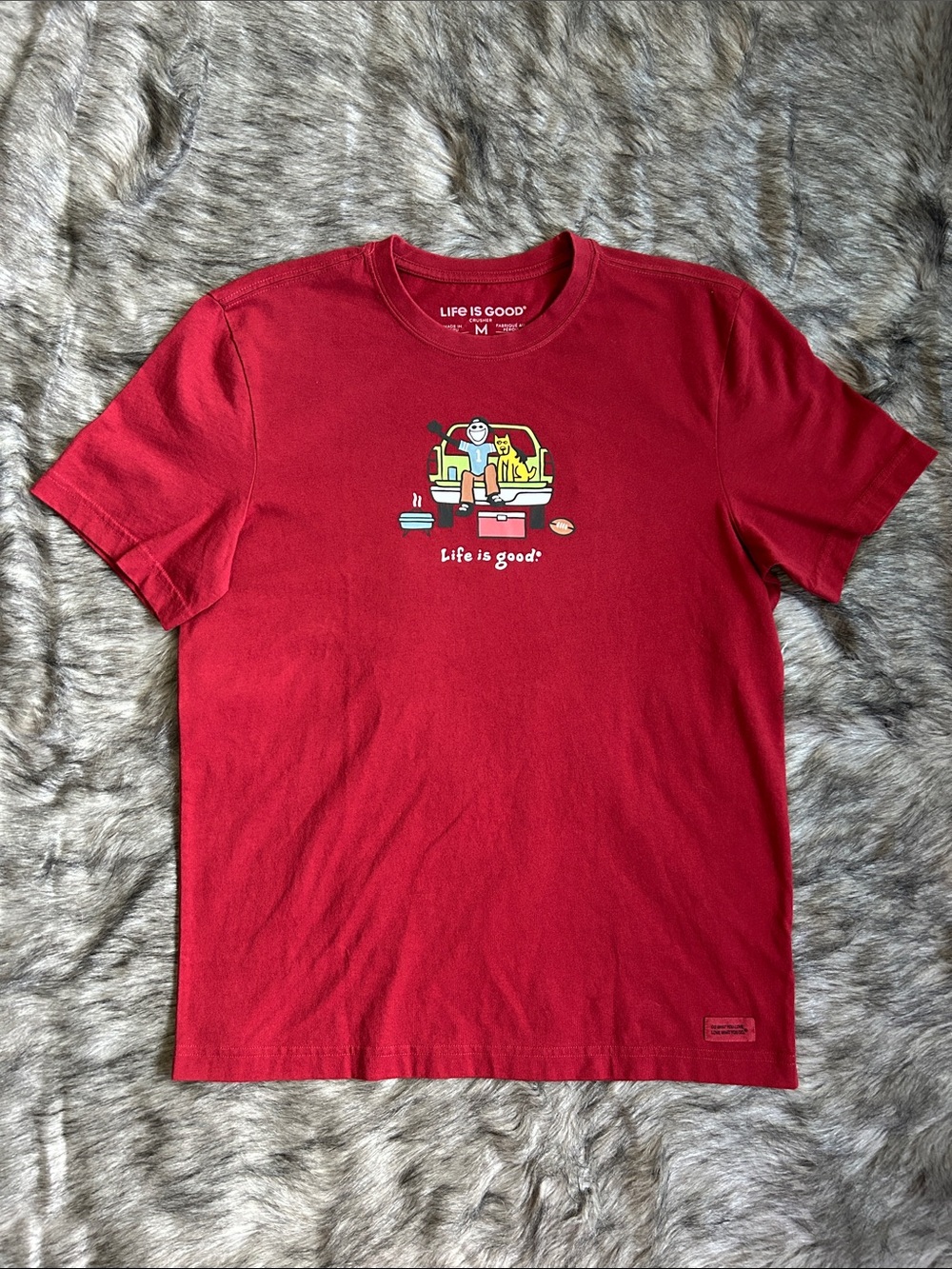 NWT Life Is Good Tailgate Football Red Graphic Crusher Tee Mens Medium